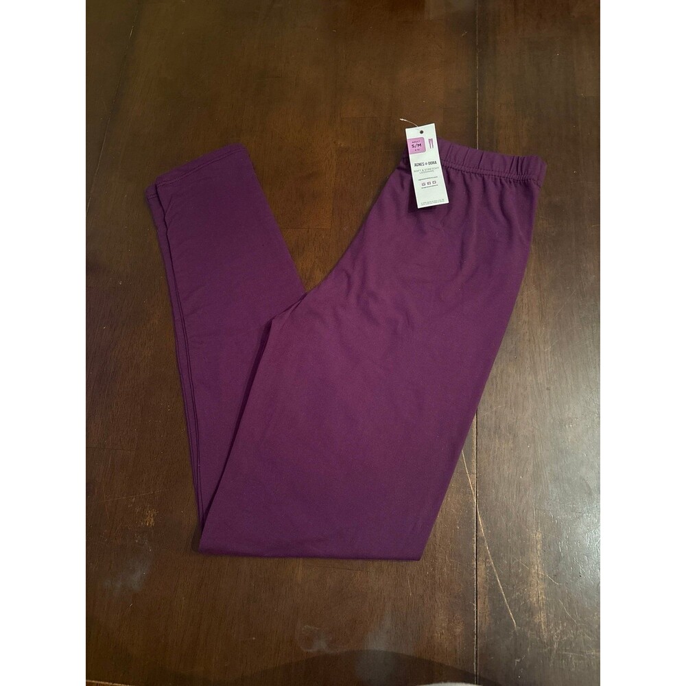 Woman's leggings eggplant purple buttery soft modal high waisted spring fitted